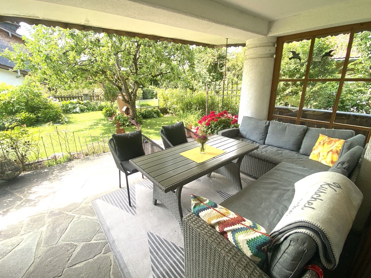 Sitzlandschaft auf der Terrasse – Terrasse